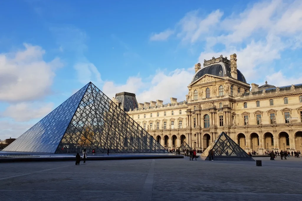 Le Louvre
